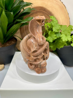 
                  
                    Load image into Gallery viewer, Painting Stone Cobra Crystal Skull Carving - Hand Craved and Polished Perfect for Mineral Collectors, Metaphysical Use, and Home Decor
                  
                